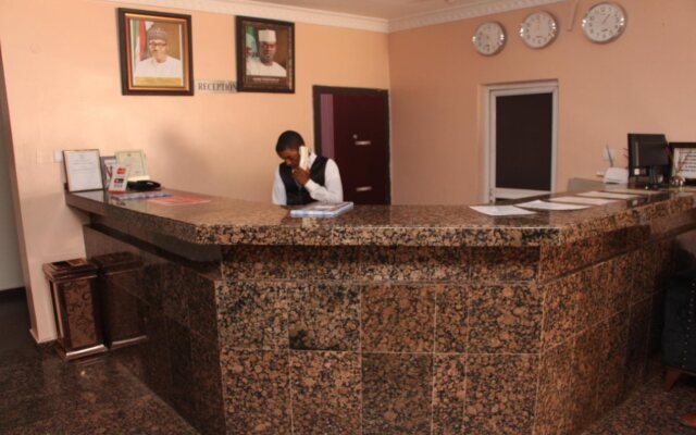 EdgeDrive Hotels