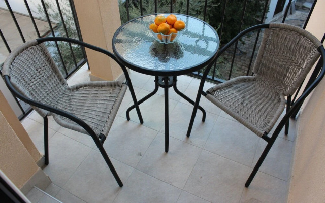 Balabusic One Bedroom Apartment No.6