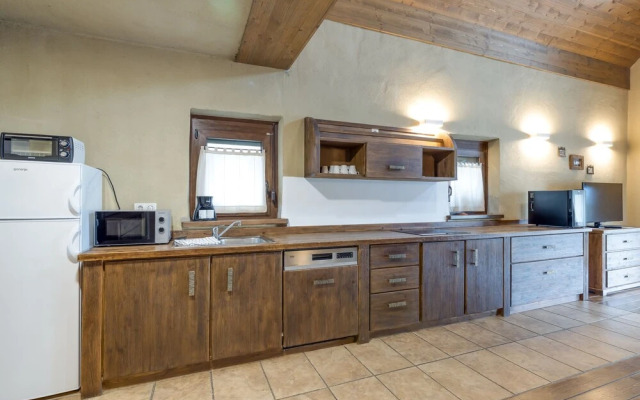 Pannonian Villa 12