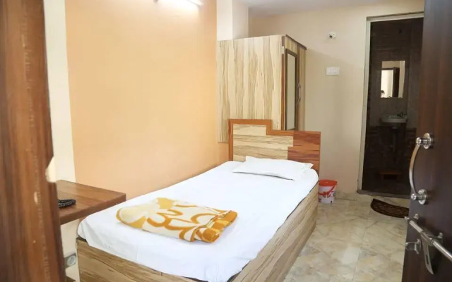 Hotel Jaisons by OYO Rooms