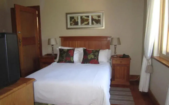 Oak Tree Lodge