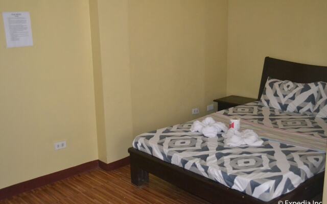 Red Tulip Hotel