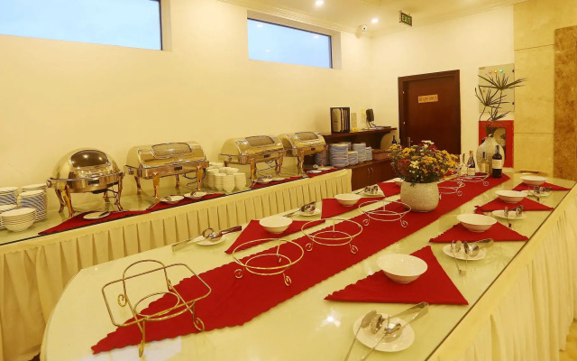 Royal Family Hotel Da Nang