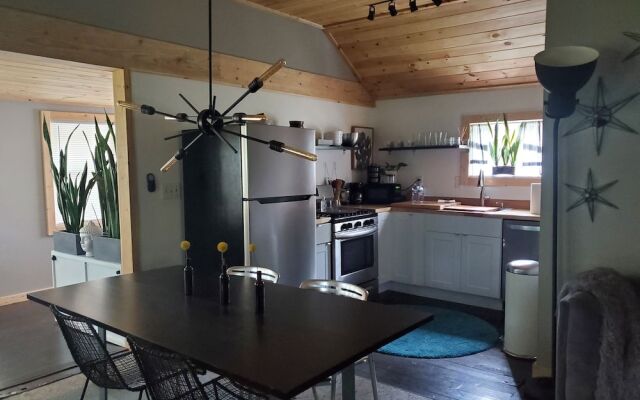 Paradise Pine Getaway Cabins