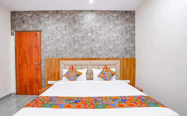 Fabhotel Platinum Palace