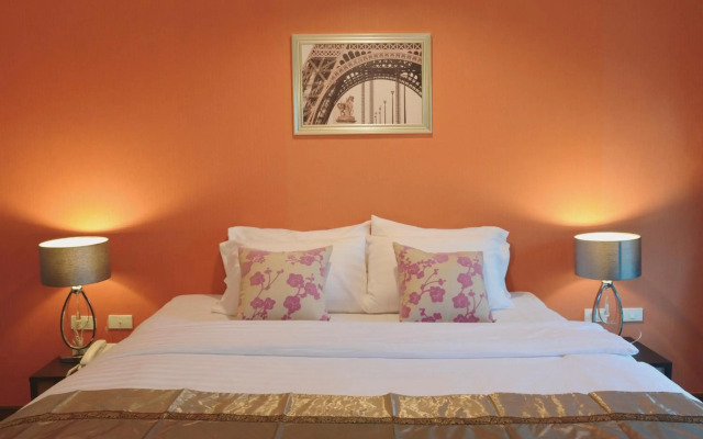 The Tamnan Pattaya Hotel & Resort