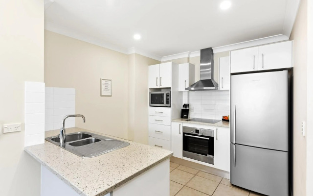 Macquarie Waters Boutique Apartment Hotel
