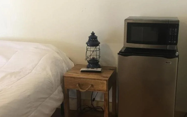 Fourth Avenue Lodging