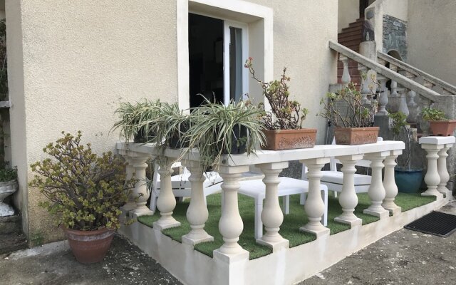 Chic & Comfortable apartment near sea