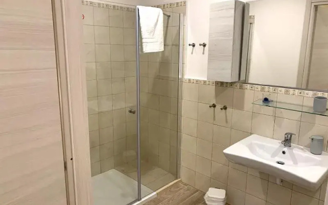 Domo Achenza Guesthouse