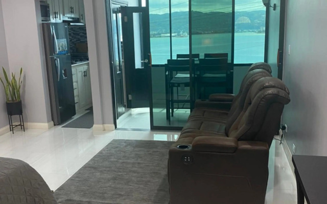 K&S SEAVIEW luxury apartment