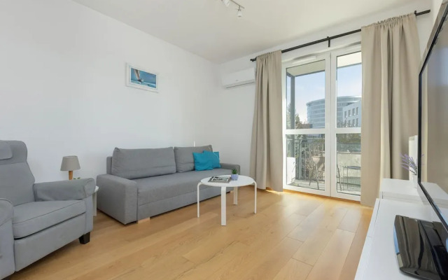 Business Apartment PKP by Renters