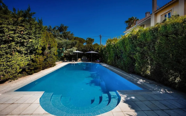 South Blue Tranquil Villa