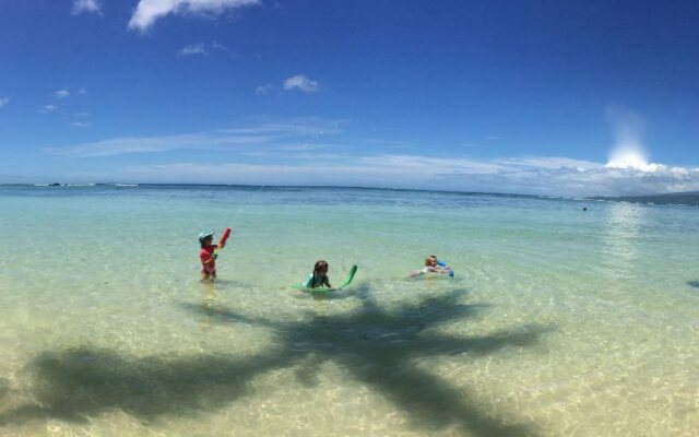 Waruka Bay Resort