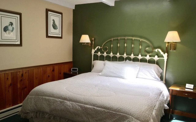 Outpost Inn