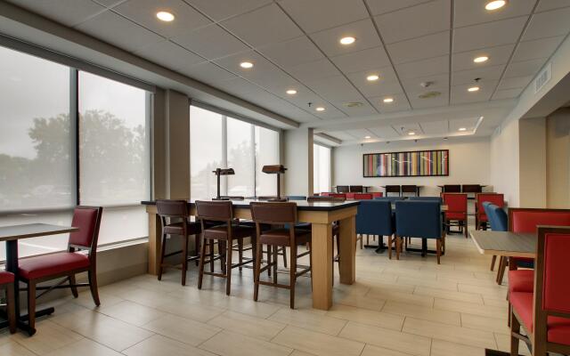 Holiday Inn Express Voorhees - Mt. Laurel , an IHG Hotel