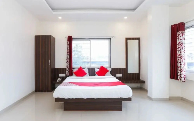 Hotel Namrata By OYO Rooms