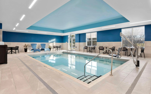 Hampton Inn By Hilton Cornwall