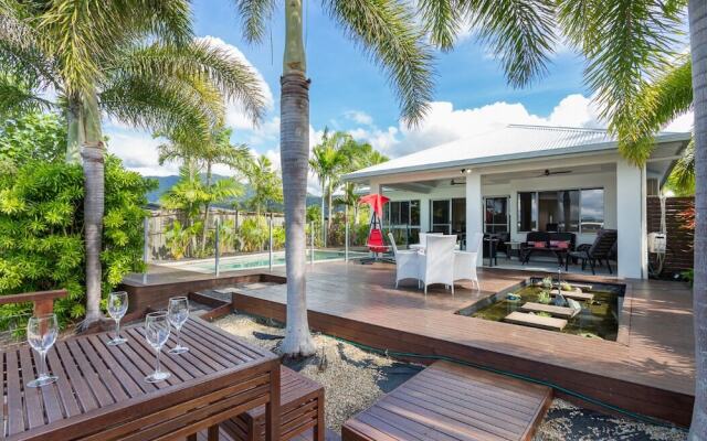 Cairns Beaches Home With Water View