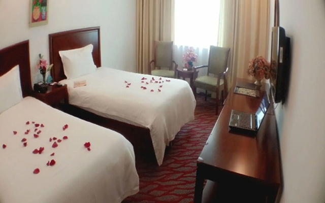 GreenTree Inn Shanghai Chongming Bao Town Express Hotel
