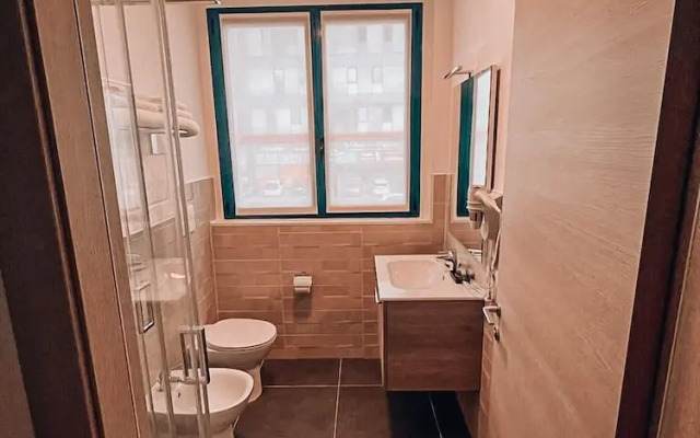 Blu Hotel 4 4 S.R.L.