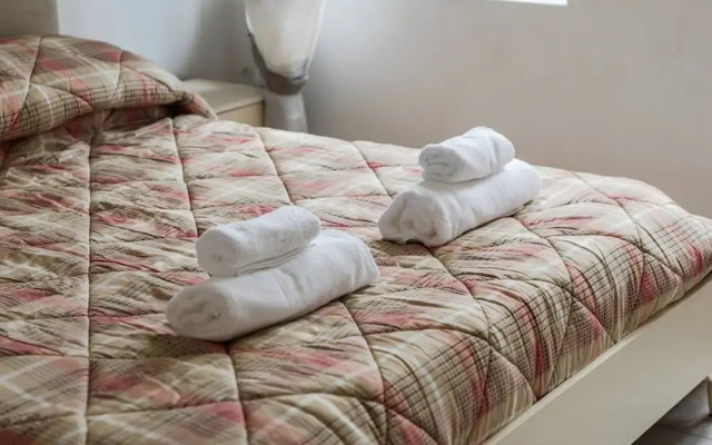 Elegant Apartment Comfort in Shkod r s Heart