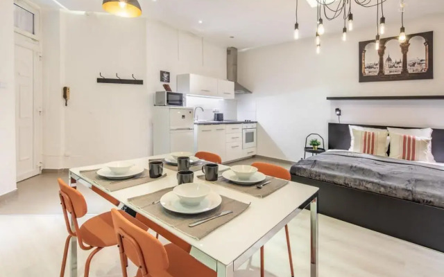 Grand Synagogue Dream Home
