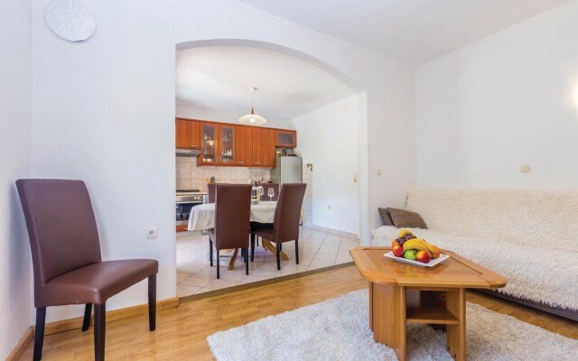 Beautiful Home in Supetarska Draga With Wifi and 3 Bedrooms