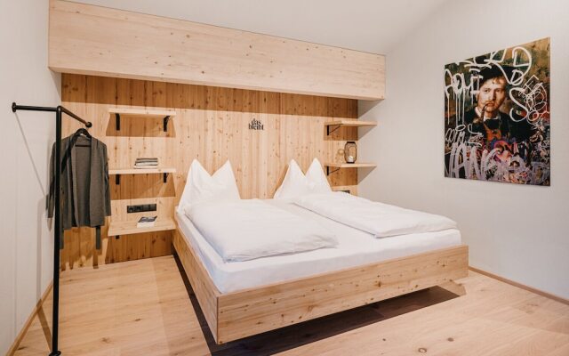 das bleibt Alpine Suites