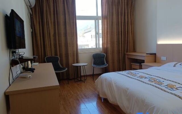 Yunlongxu Guobin Hotel