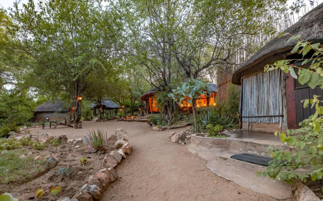 Umlani Bushcamp - Lodge