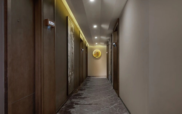 Lijie 1930 Hotel (Shanghai Bund Nanjing Road Pedestrian Street)