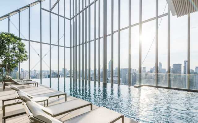 Hyde Sukhumvit 11 By Favstay