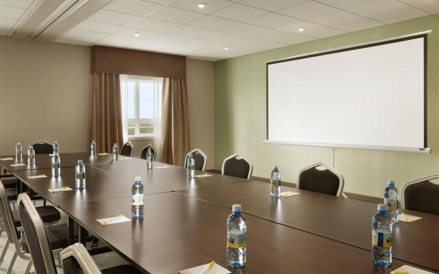 Fairfield Inn & Suites by Marriott Airdrie