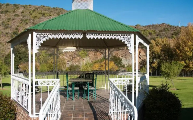 Cango Accommodation Units