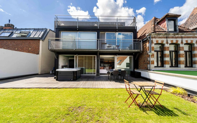 SPA & Garden - Luxury Private Apart' Mons Center