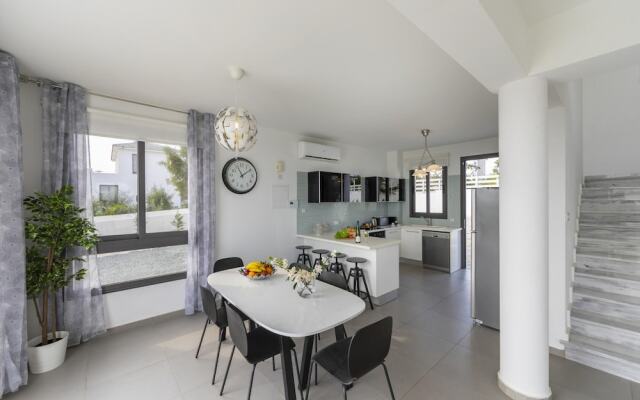 Greco Hilltop Views in Paralimni