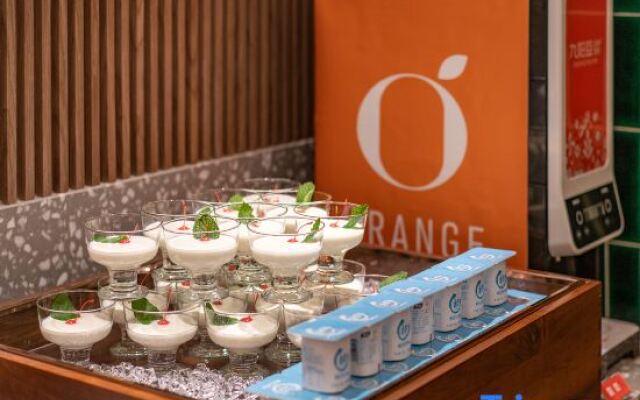 Orange Hotel(Urumqi People’sCinema Hotel)