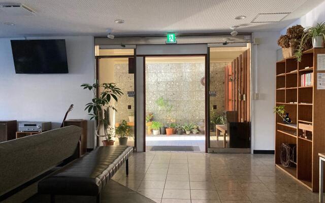 J-Hoppers Beppu Guesthouse