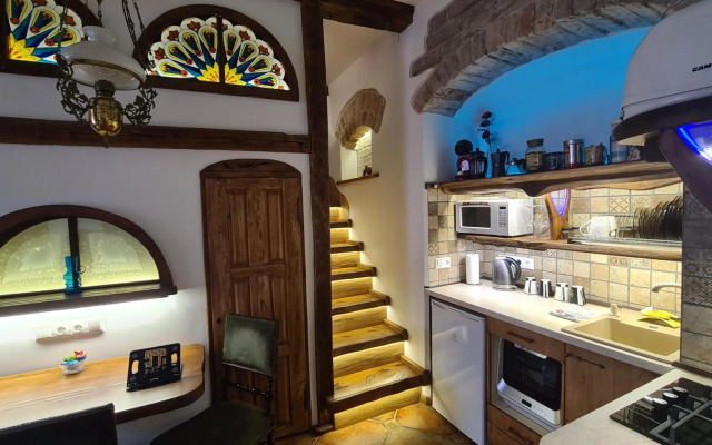 Medieval Super Studio