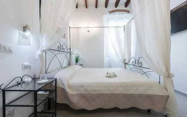 Cozy apartment with gym