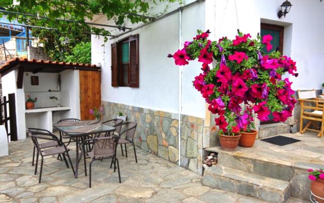 Cozy Traditional House in Thassos, Kallirachi