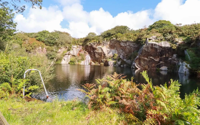 Tressa, Tor Down Quarry
