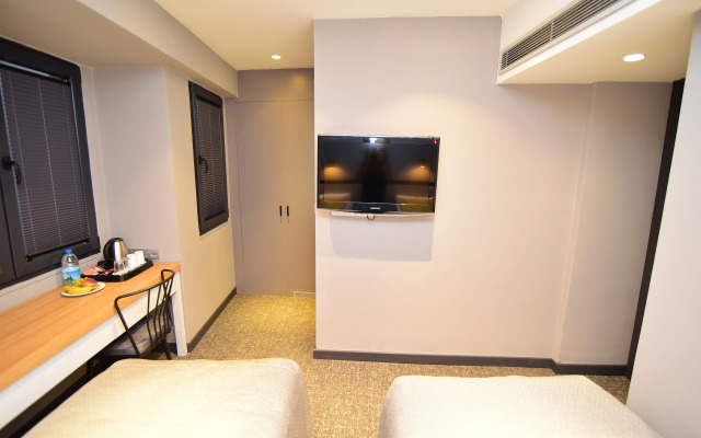 The Row Taksim Hotel