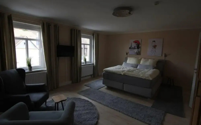 Ferienwohnung 2.OG.Links