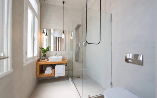 MONK Monastiraki Suites