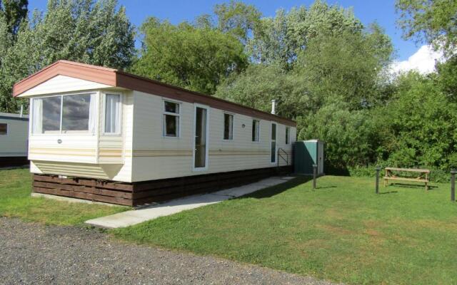 Fenlake holiday accommodation