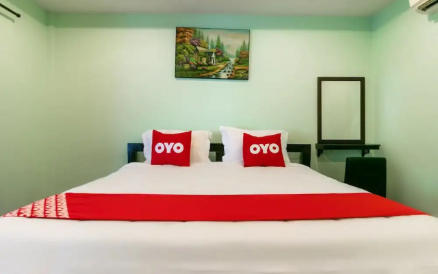 OYO 981 Fluke & Flame Cha-Am