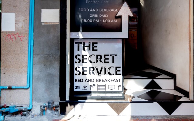 Secret Service Bed and Breakfast Hotel - Hostel