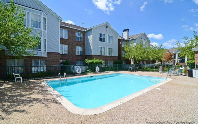 Homewood Suites by Hilton Chicago - Schaumburg